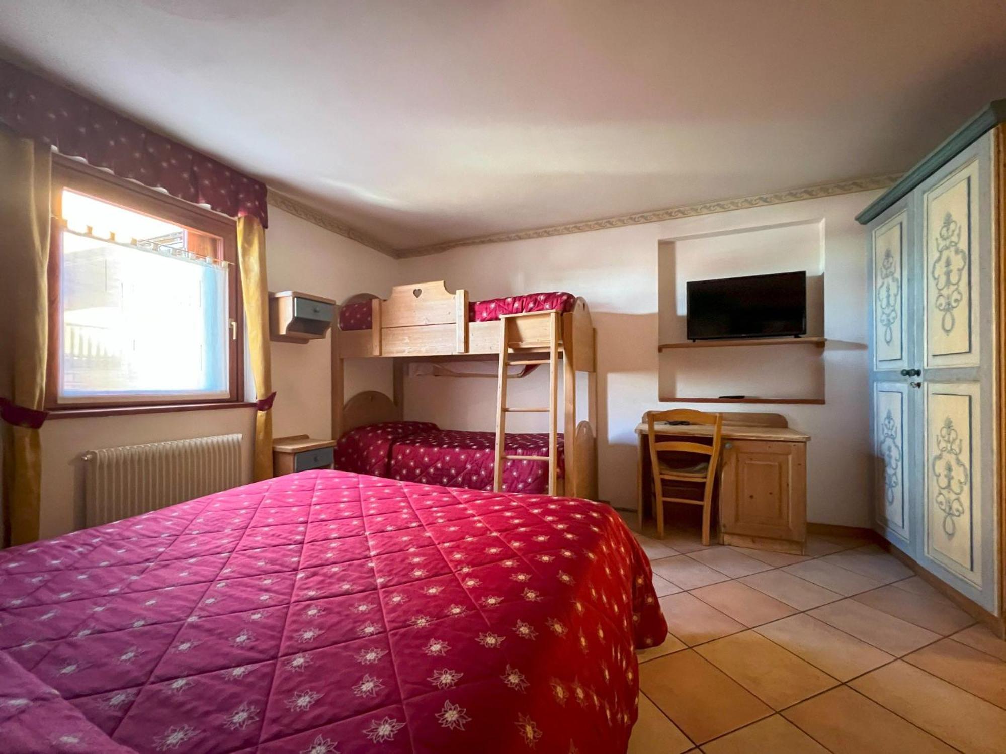 Hotel Residence Dahu Пассо-дель-Тонале Екстер'єр фото
