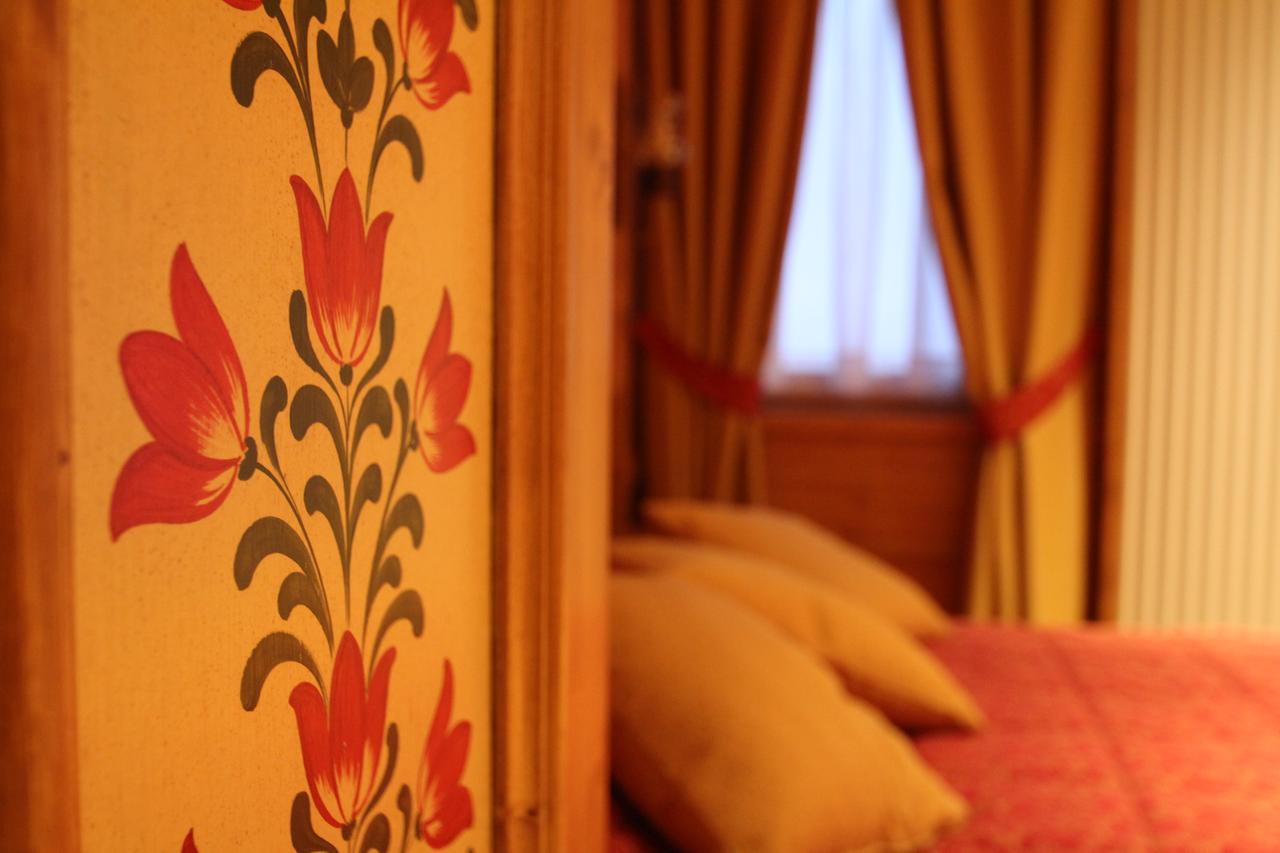 Hotel Residence Dahu Пассо-дель-Тонале Екстер'єр фото
